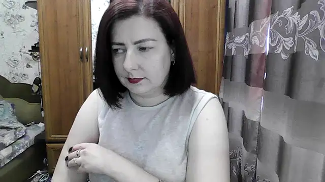 SophieNightAh online show from September 13, 2025, 12:27 pm