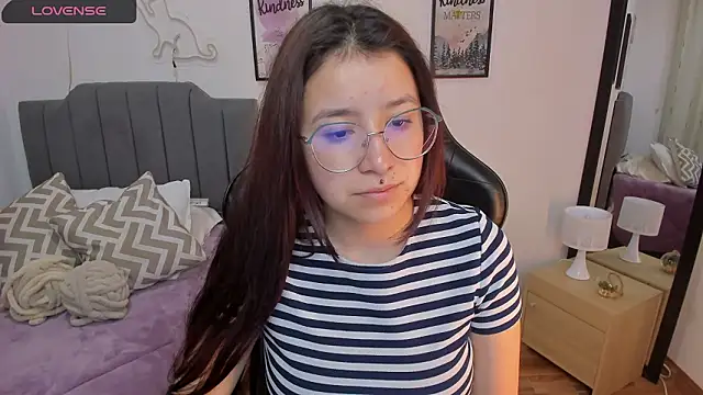 Amy joones online show from March 16, 2026, 11:14 am