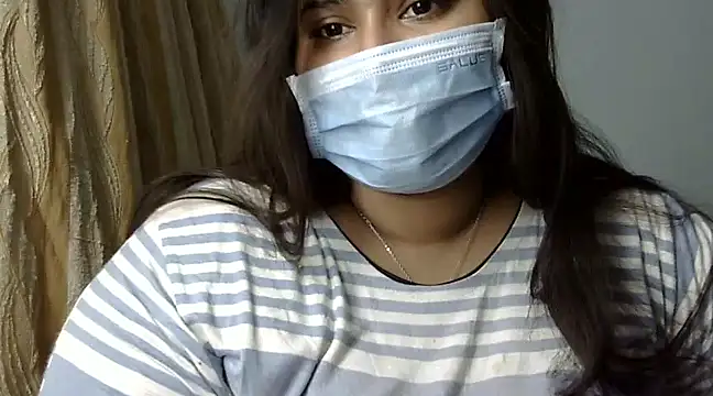 cutelady65 online show from December 6, 2024, 1:06 pm