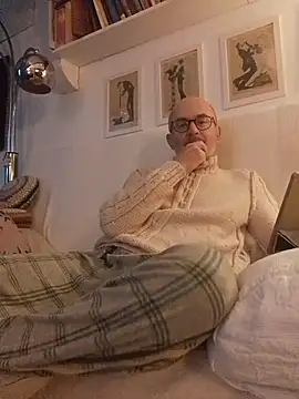 MadProfessor online show from December 3, 2025, 3:11 pm