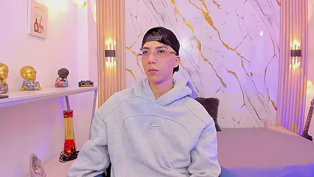 Nikolay Gregori online show from March 13, 2026, 4:39 am