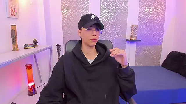 Nikolay Gregori online show from November 25, 2025, 4:35 am