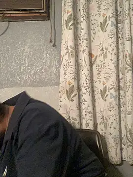 Miguel16i online show from March 19, 2025, 4:25 am