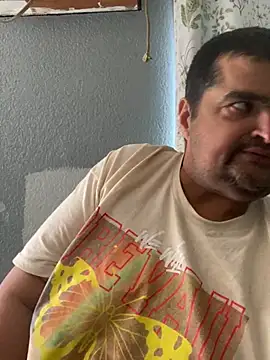 Miguel16i online show from January 21, 2025, 6:02 pm