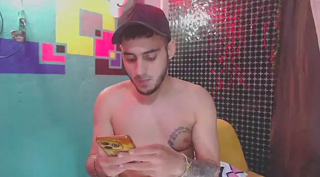 Snapshot of xxxxhotxoxo chatting on February 12, 2025, 10:35 am xxxxhotxoxo online show from February 12, 2025, 10:35 am