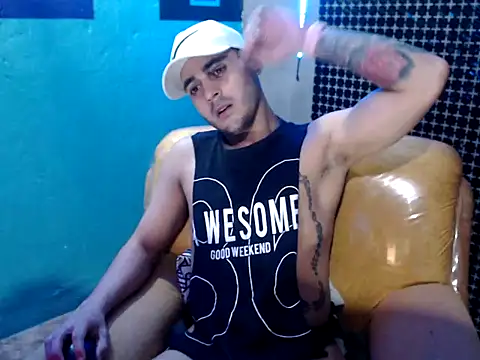 Snapshot of xxxxhotxoxo chatting on December 17, 2024, 10:12 am xxxxhotxoxo online show from December 17, 2024, 10:12 am