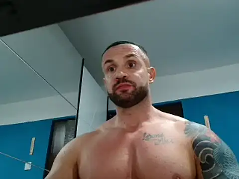 Magnificmuscles89 online show from February 25, 2025, 11:26 pm