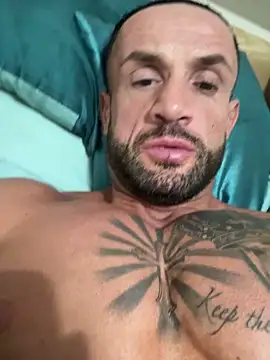 Magnificmuscles89 online show from September 15, 2025, 11:05 pm