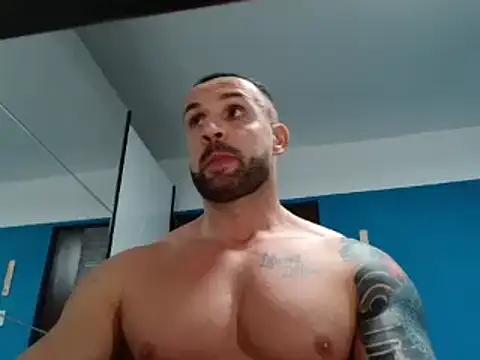 Magnificmuscles89 online show from February 25, 2025, 4:04 pm