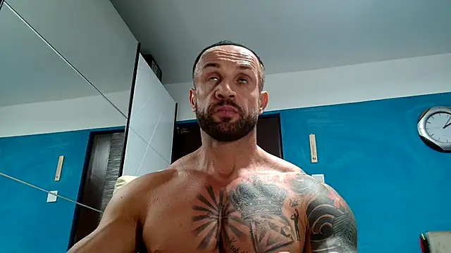 Magnificmuscles89 online show from September 29, 2025, 11:10 pm