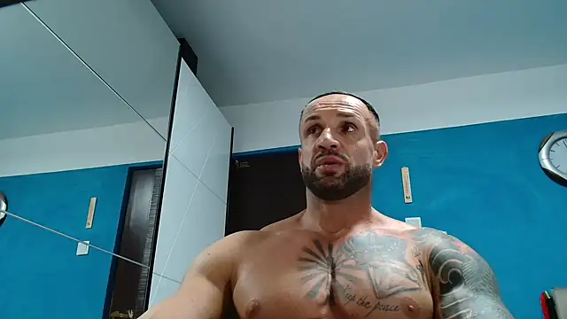 Magnificmuscles89 online show from October 12, 2025, 3:02 pm