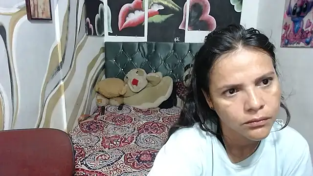 manzanahot9 online show from March 26, 2026, 11:30 am