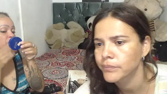 Snapshot of manzanahot9 chatting on February 7, 2025, 10:40 am manzanahot9 online show from February 7, 2025, 10:40 am