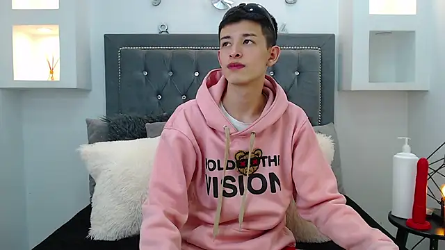 MaikCarver online show from January 16, 2025, 4:07 am