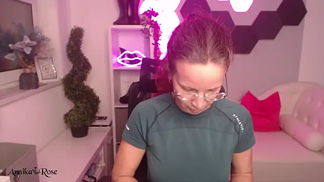 AnnikaRose online show from February 8, 2025, 8:10 pm