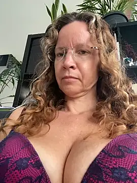 AnnikaRose online show from September 22, 2025, 6:08 am