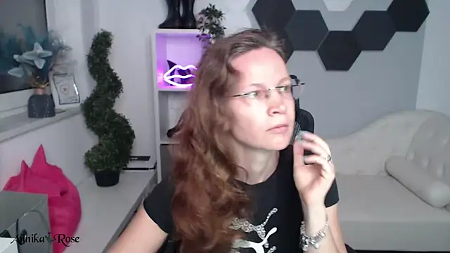 AnnikaRose online show from March 1, 2025, 12:12 pm