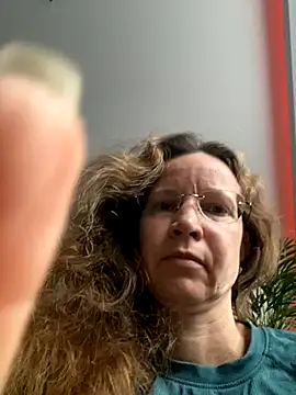 AnnikaRose online show from September 26, 2025, 5:58 am