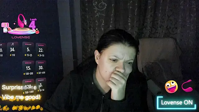 AdriannaLily online show from January 17, 2026, 12:48 am