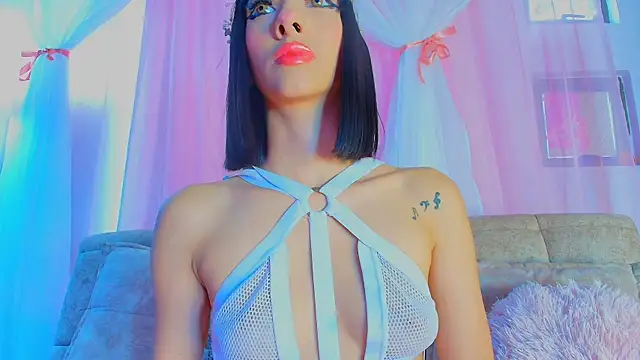 liccy hall online show from March 18, 2026, 1:57 pm