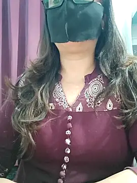 Aishwaryaa 69 online show from April 13, 2026, 9:57 am