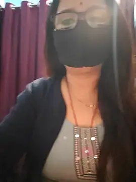 Snapshot of Aishwaryaa_69 chatting on November 25, 2025, 4:29 pm Aishwaryaa 69 online show from November 25, 2025, 4:29 pm