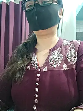 Aishwaryaa 69 online show from May 11, 2026, 11:44 am