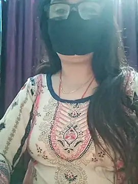 Snapshot of Aishwaryaa_69 chatting on November 19, 2025, 8:25 am Aishwaryaa 69 online show from November 19, 2025, 8:25 am