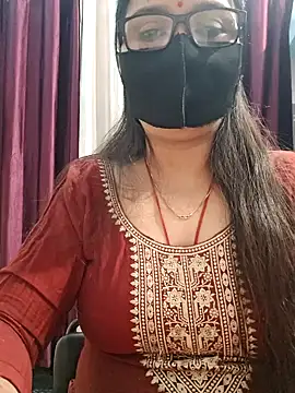 Snapshot of Aishwaryaa_69 chatting on December 4, 2025, 8:35 am Aishwaryaa 69 online show from December 4, 2025, 8:35 am