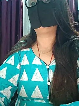 Snapshot of Aishwaryaa_69 chatting on November 22, 2025, 10:47 am Aishwaryaa 69 online show from November 22, 2025, 10:47 am