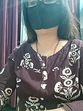 Snapshot of Aishwaryaa_69 chatting on December 5, 2025, 7:40 am Aishwaryaa 69 online show from December 5, 2025, 7:40 am