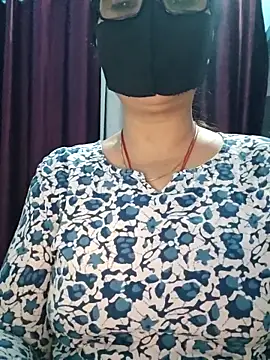 Snapshot of Aishwaryaa_69 chatting on December 3, 2025, 7:41 am Aishwaryaa 69 online show from December 3, 2025, 7:41 am