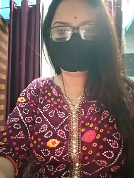 Snapshot of Aishwaryaa_69 chatting on November 27, 2025, 6:36 am Aishwaryaa 69 online show from November 27, 2025, 6:36 am