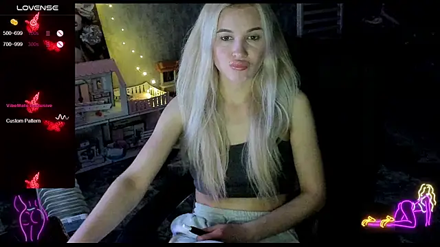 Snapshot of _NigoNika chatting on May 4, 2026, 7:39 pm NigoNika online show from May 4, 2026, 7:39 pm