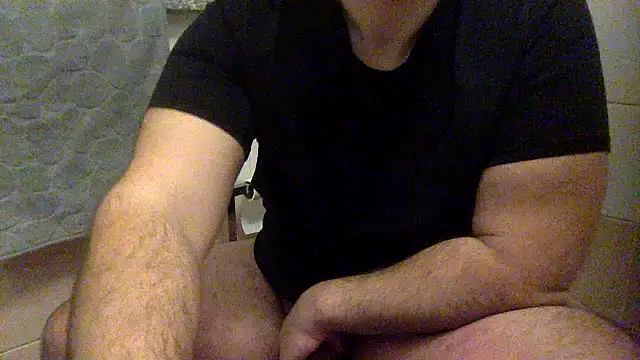 Snapshot of Gladiator_3 chatting on December 14, 2024, 12:44 pm Gladiator 3 online show from December 14, 2024, 12:44 pm