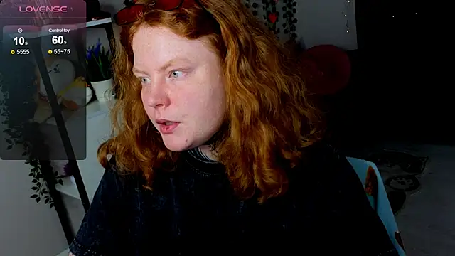 Cassie xKiss online show from April 19, 2026, 5:41 am