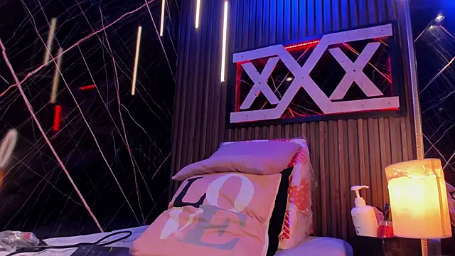 Snapshot of Kloe_Suarez_ chatting on October 23, 2025, 8:07 pm Kloe Suarez online show from October 23, 2025, 8:07 pm