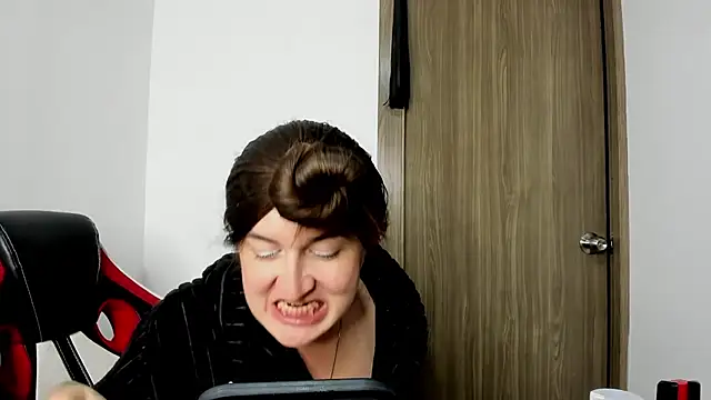 Snapshot of Sweet-Suck69 chatting on February 26, 2025, 8:17 am Sweet-Suck69 online show from February 26, 2025, 8:17 am