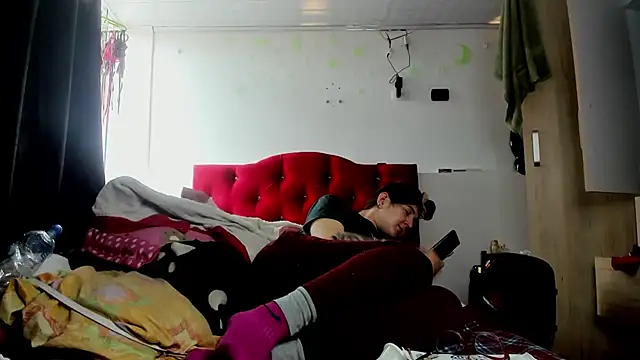 Snapshot of Sweet-Suck69 chatting on March 18, 2025, 5:01 pm Sweet-Suck69 online show from March 18, 2025, 5:01 pm