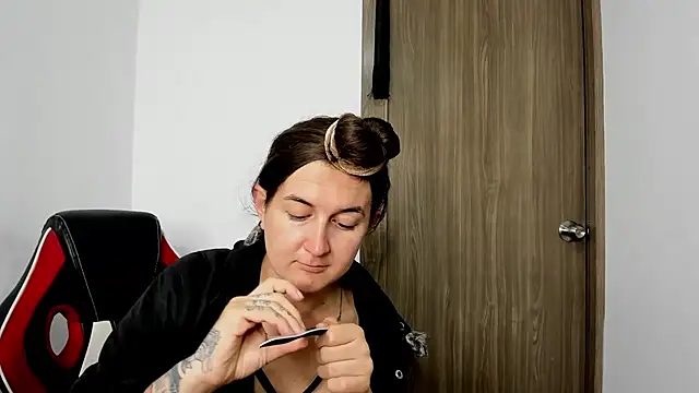 Snapshot of Sweet-Suck69 chatting on March 7, 2025, 7:19 am Sweet-Suck69 online show from March 7, 2025, 7:19 am