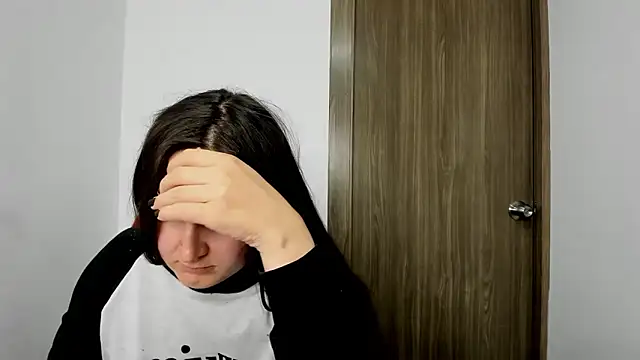 Snapshot of Sweet-Suck69 chatting on February 21, 2025, 5:56 am Sweet-Suck69 online show from February 21, 2025, 5:56 am