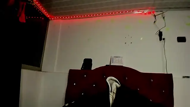 Snapshot of Sweet-Suck69 chatting on March 12, 2025, 7:02 am Sweet-Suck69 online show from March 12, 2025, 7:02 am