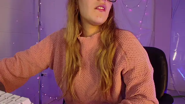 Giia paiige18 online show from February 20, 2026, 12:40 am