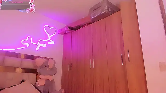 Snapshot of Vianca_Chanel chatting on January 3, 2025, 5:20 pm Vianca Chanel online show from January 3, 2025, 5:20 pm