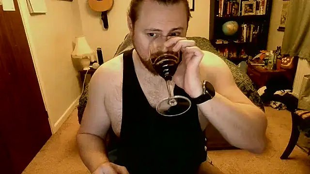 Snapshot of Hairy_Guy30 chatting on March 19, 2025, 12:26 am Hairy Guy30 online show from March 19, 2025, 12:26 am