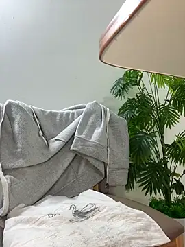 Snapshot of Lami_Mi chatting on November 1, 2025, 6:19 am Lami Mi online show from November 1, 2025, 6:19 am