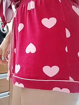 melissa 35  online show from October 22, 2025, 1:43 pm