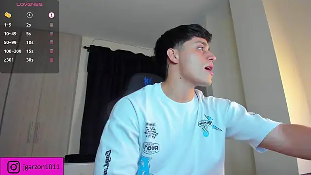  joansoto online show from March 4, 2025, 1:28 pm