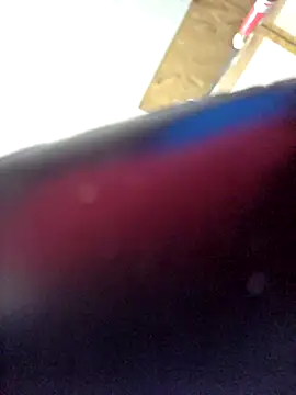 Snapshot of daaavi30d27 chatting on December 18, 2025, 12:27 am daaavi30d27 online show from December 18, 2025, 12:27 am