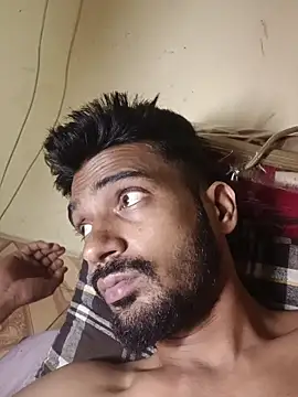 Snapshot of saggy1218 chatting on February 18, 2026, 12:08 am saggy1218 online show from February 18, 2026, 12:08 am